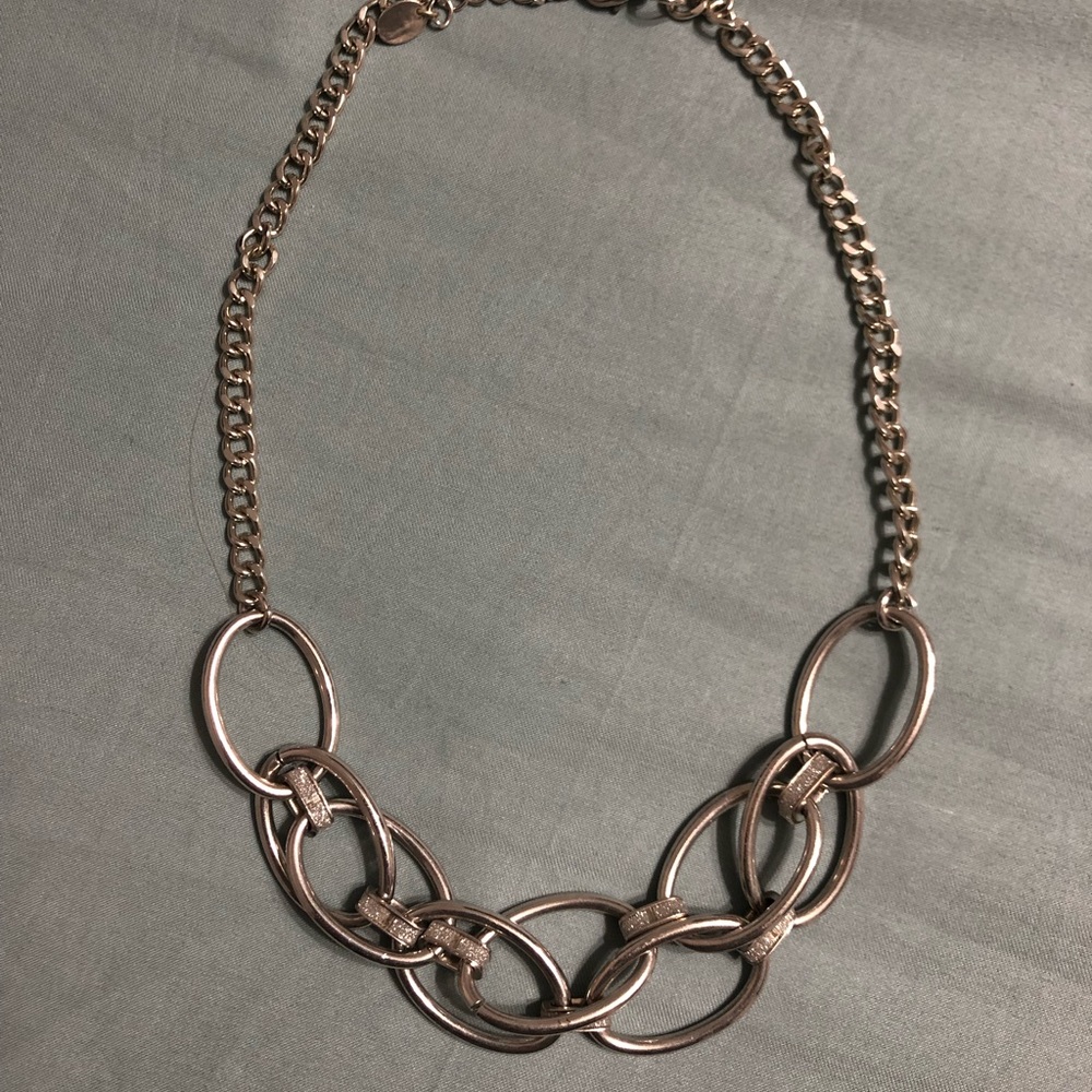 Silver Necklace!